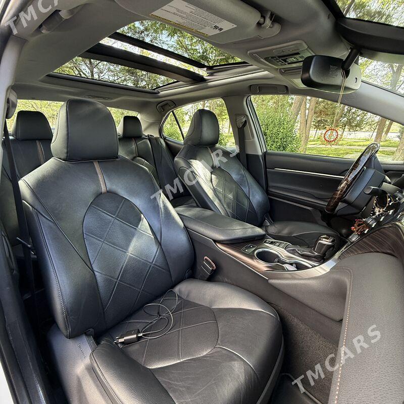 Toyota Camry 2019 - 395 000 TMT - Aşgabat - img 3