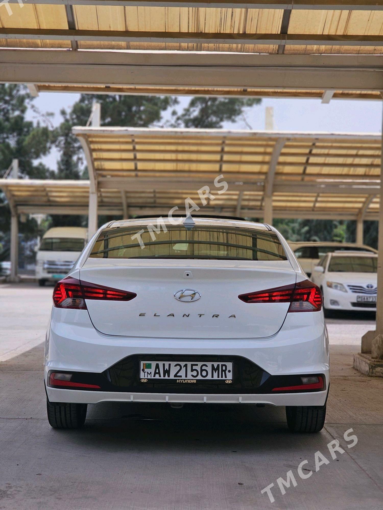 Hyundai Elantra 2020 - 230 000 TMT - Мары - img 4