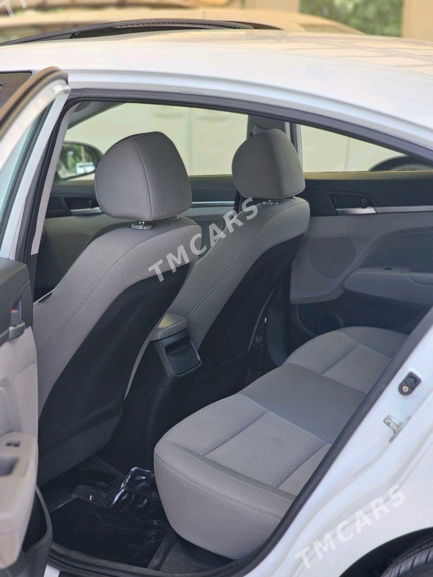 Hyundai Elantra 2020 - 230 000 TMT - Мары - img 9