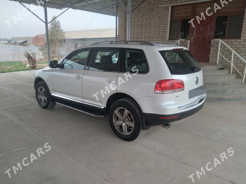 Volkswagen Touareg 2005 - 150 000 TMT - Murgap - img 4