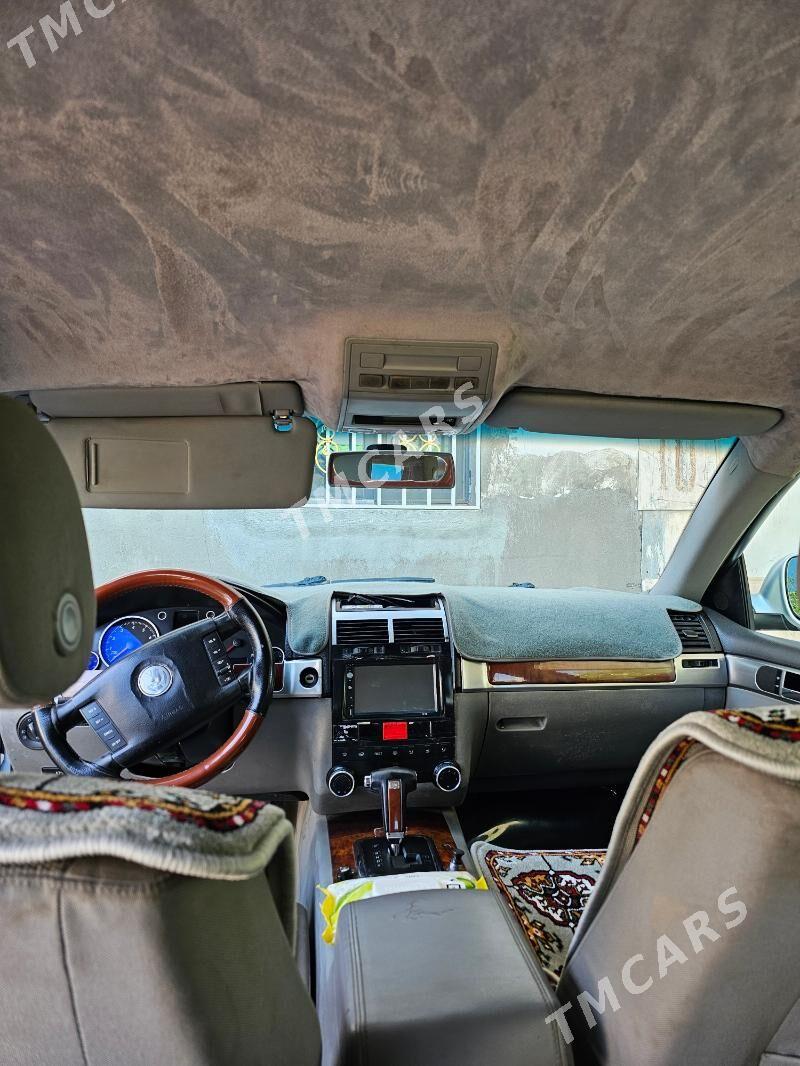 Volkswagen Touareg 2005 - 100 000 TMT - Türkmenabat - img 2