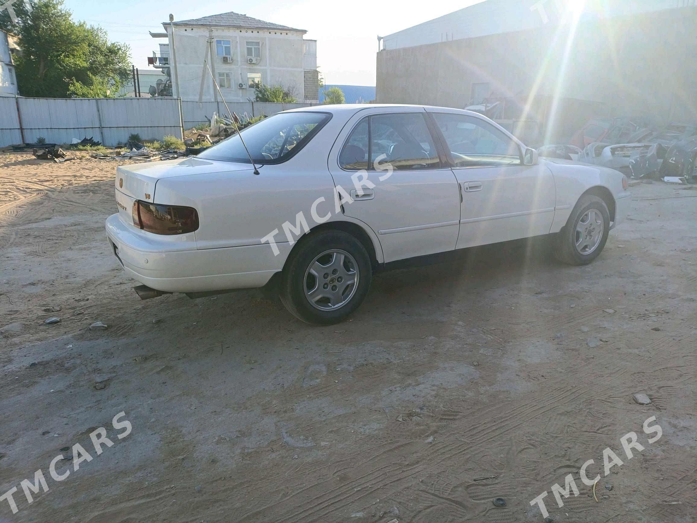 Toyota Camry 1995 - 90 000 TMT - Мары - img 5