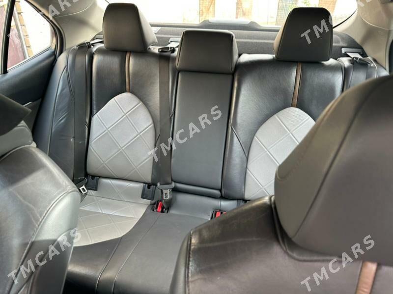 Toyota Camry 2018 - 240 000 TMT - Мары - img 3
