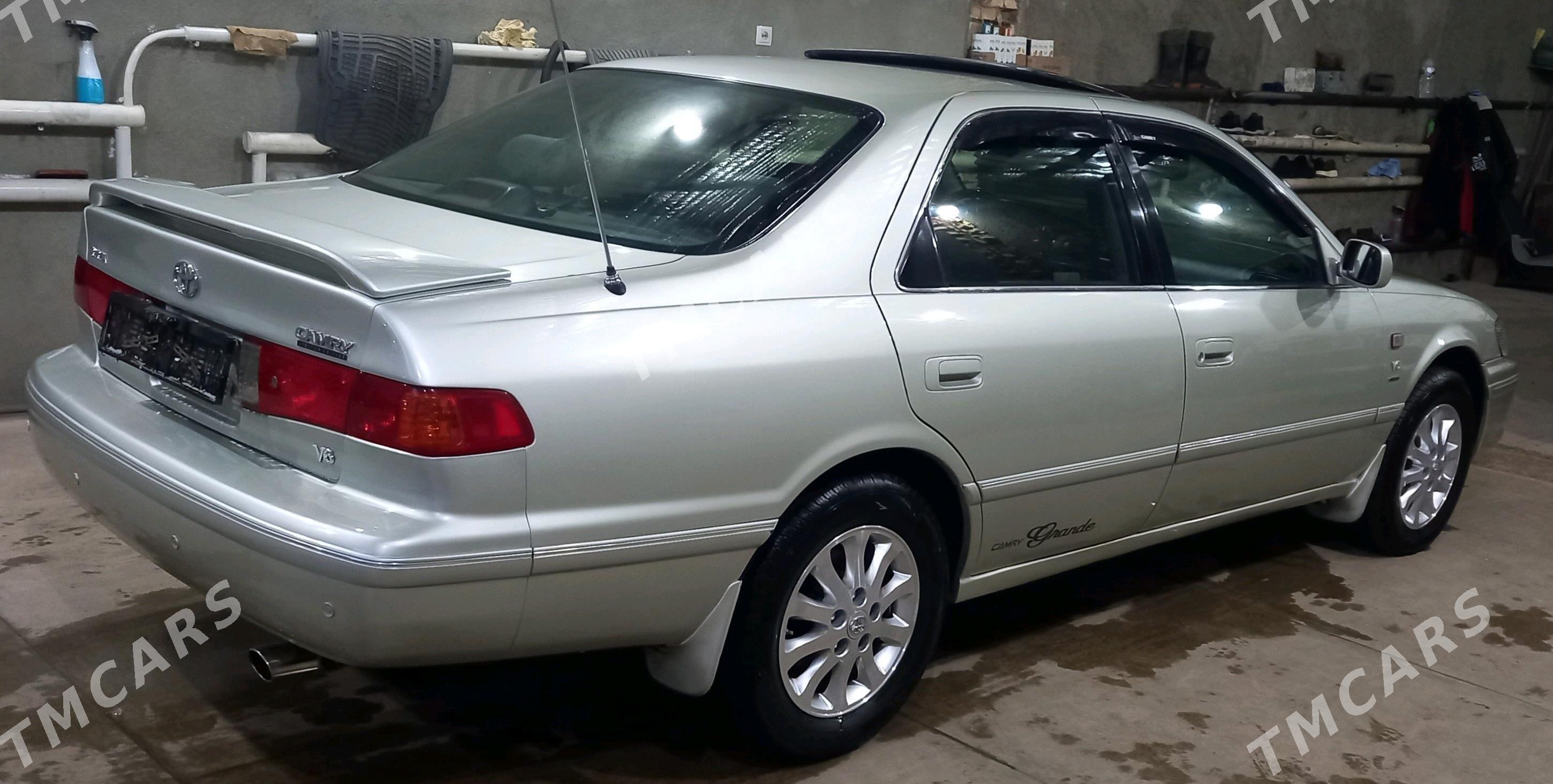 Toyota Camry 2001 - 175 000 TMT - Губадаг - img 3