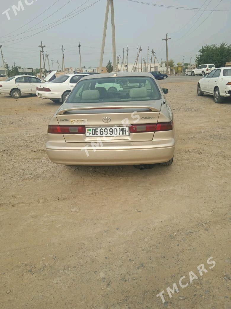 Toyota Camry 1998 - 110 000 TMT - Сакарчага - img 4