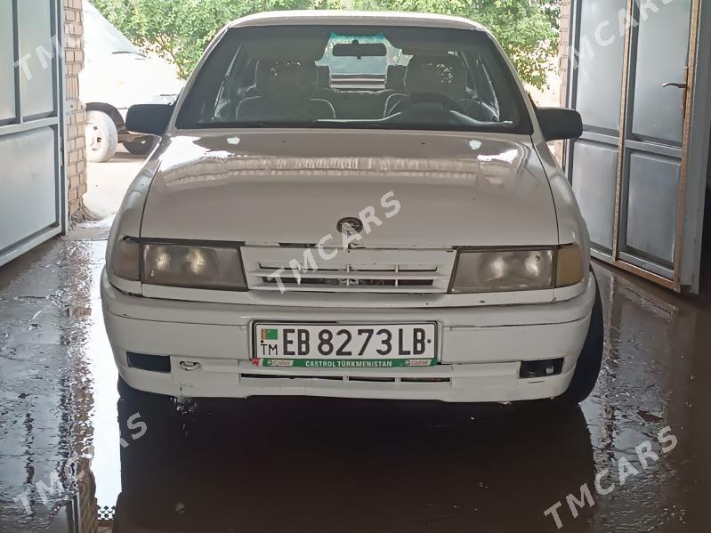 Opel Vectra 1990 - 26 000 TMT - Çärjew - img 4