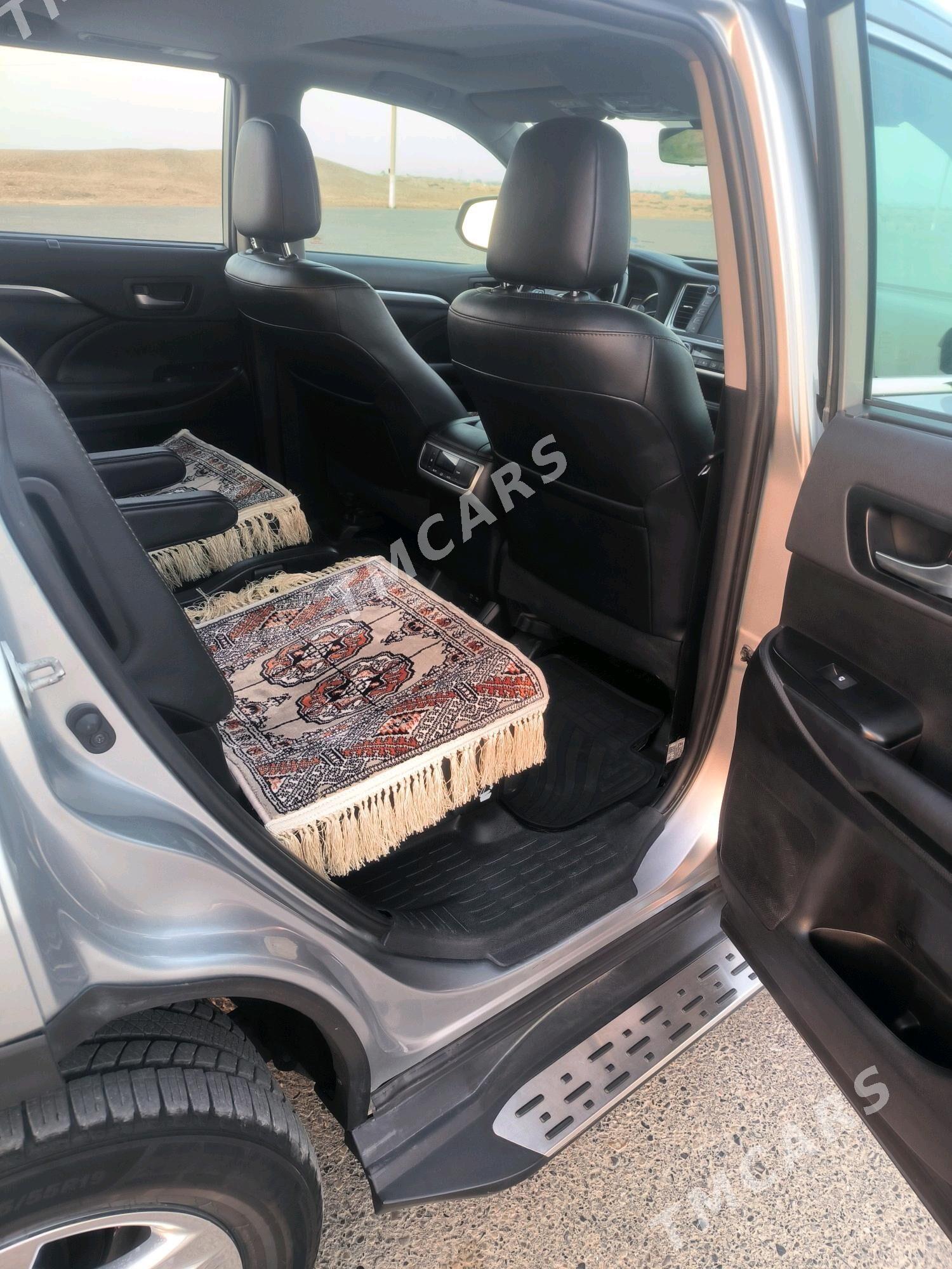 Toyota Highlander 2019 - 490 000 TMT - Байрамали - img 10