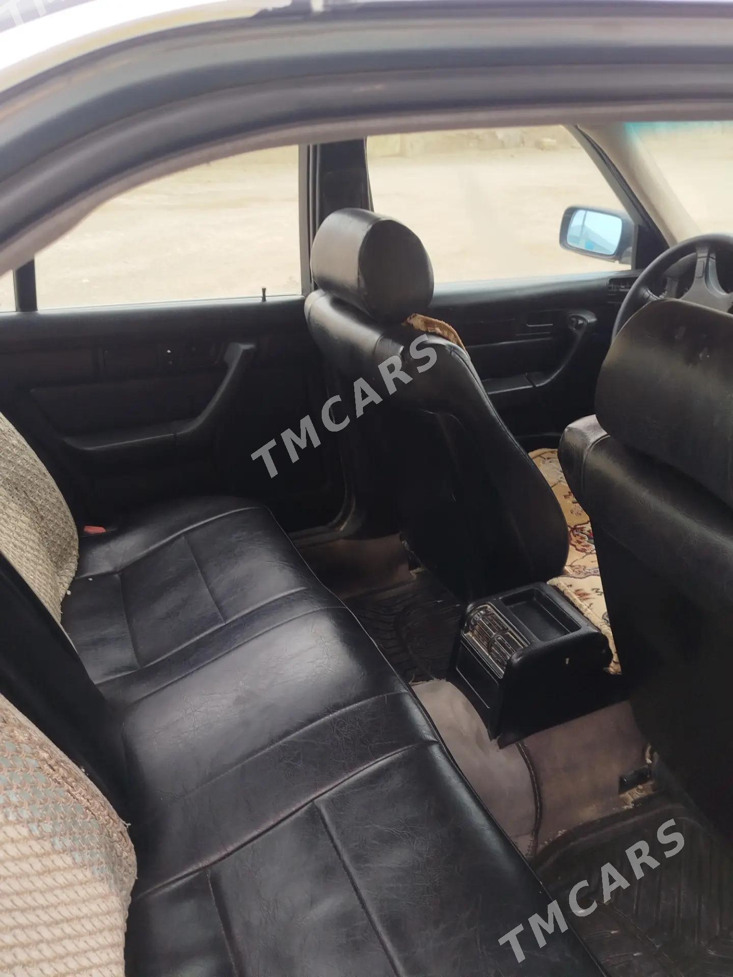 BMW 525 1990 - 45 000 TMT - Гумдаг - img 3