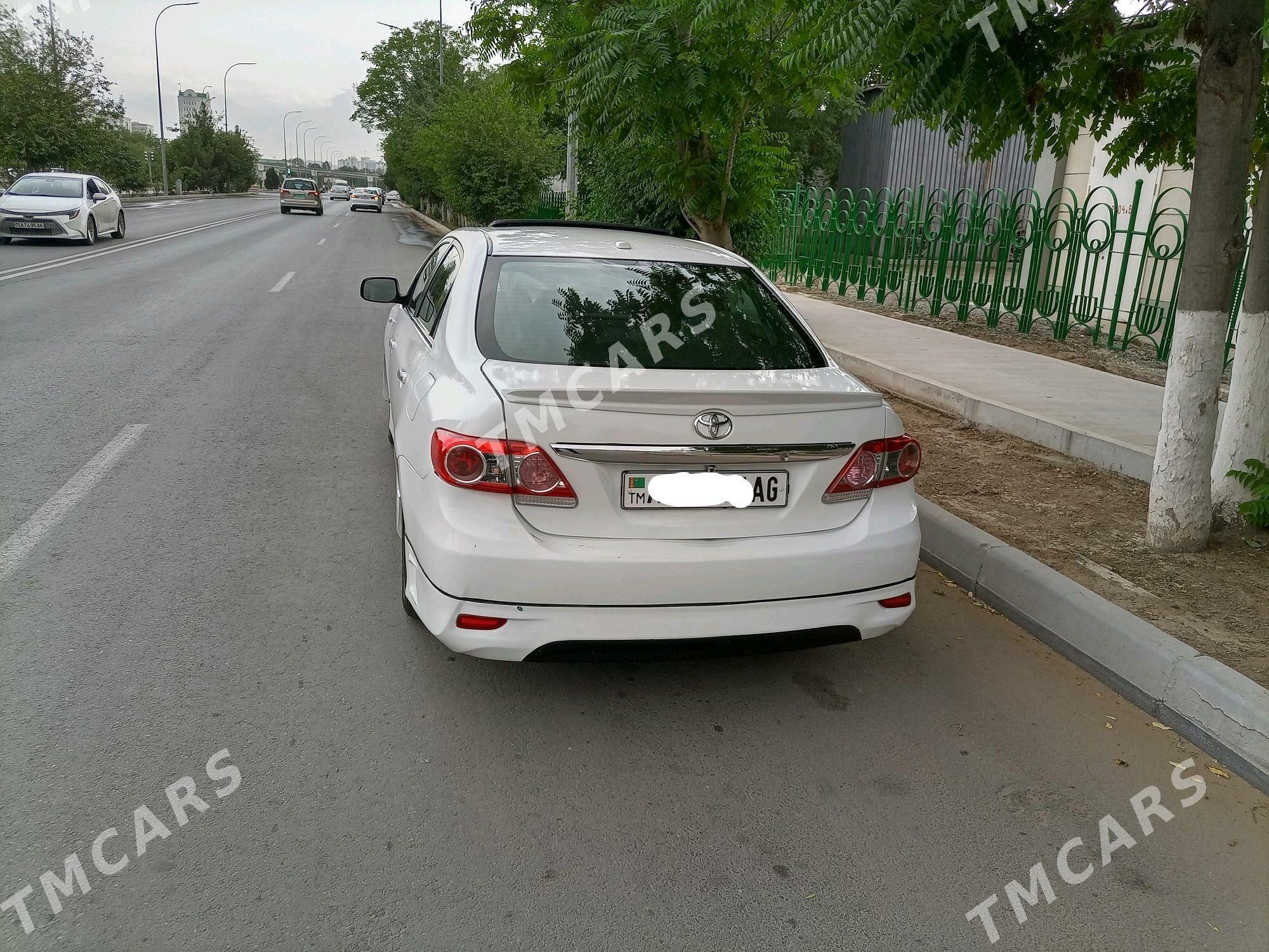 Toyota Corolla 2010 - 160 000 TMT - Ашхабад - img 4