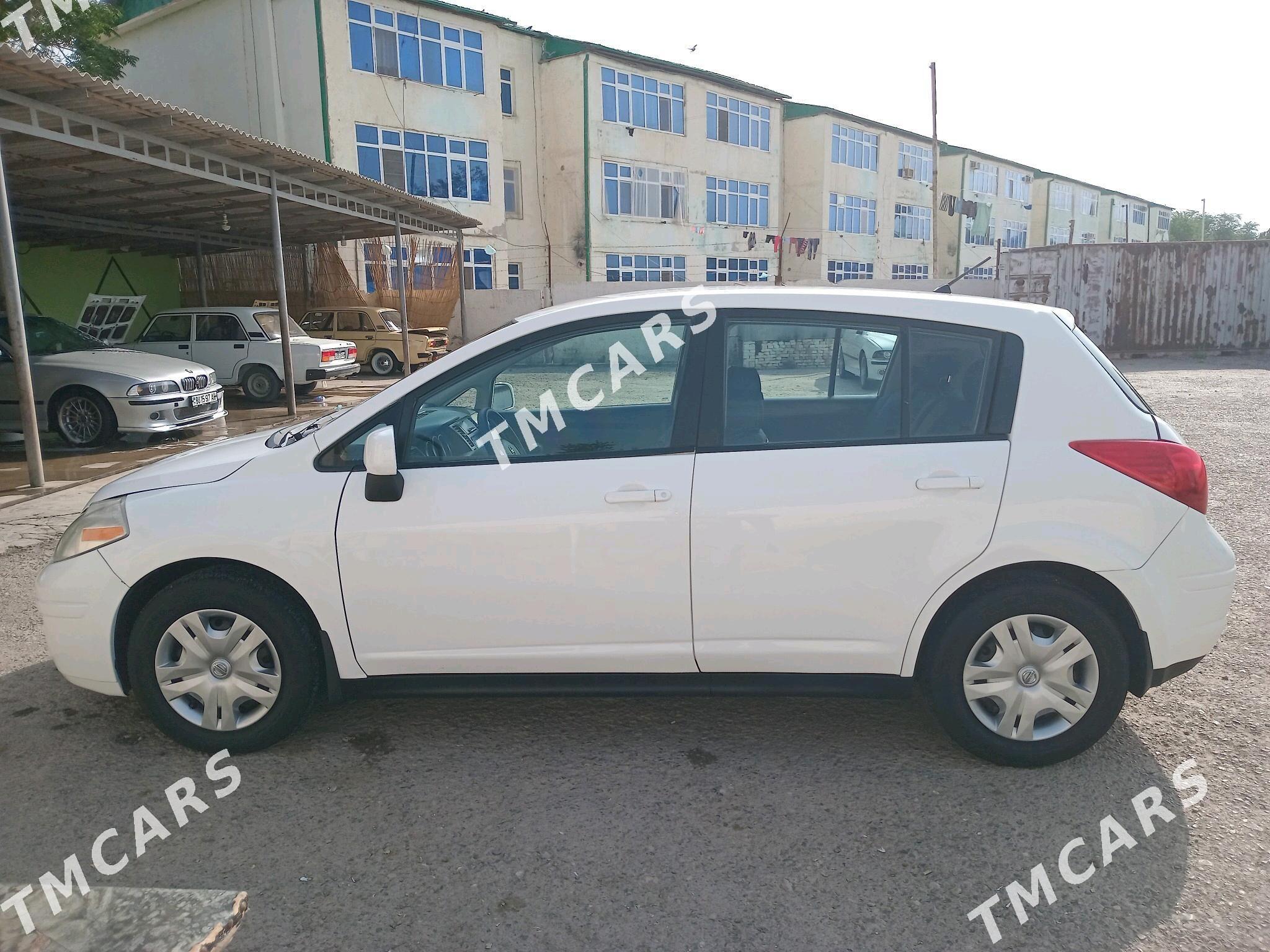 Nissan Versa 2010 - 110 000 TMT - Kaka - img 3