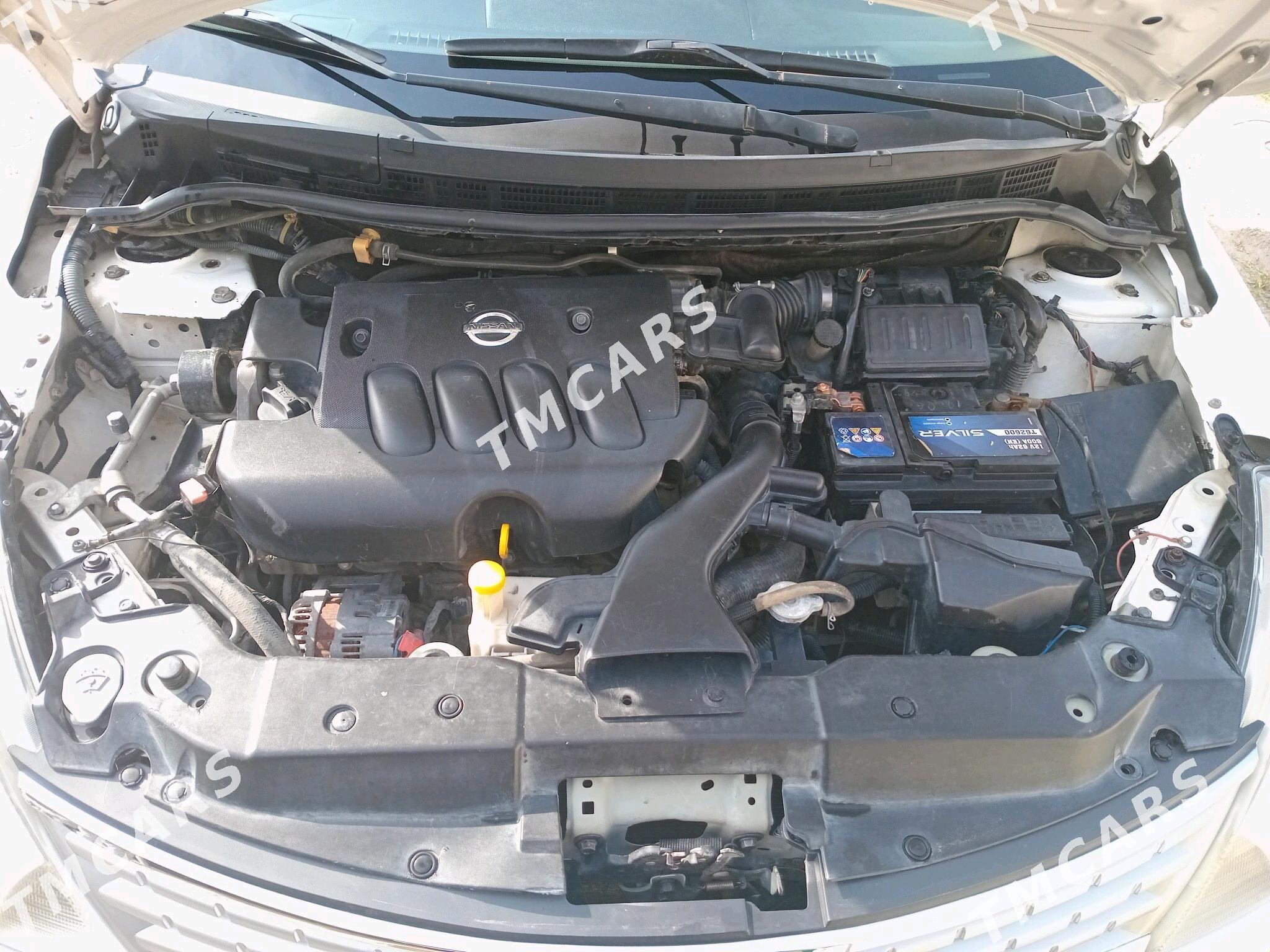 Nissan Versa 2010 - 110 000 TMT - Kaka - img 5