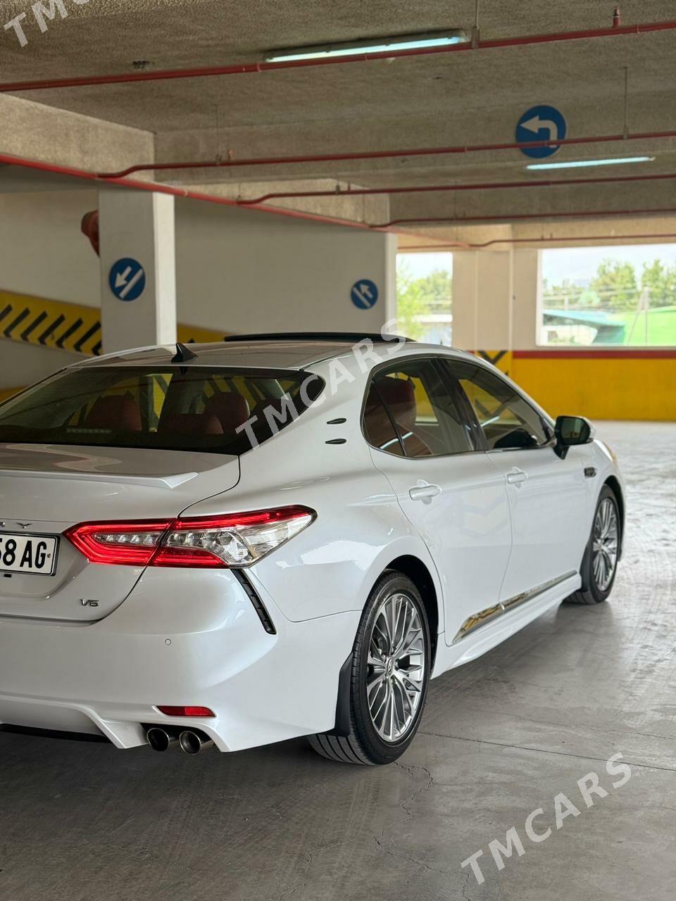 Toyota Camry 2021 - 560 000 TMT - Aşgabat - img 6