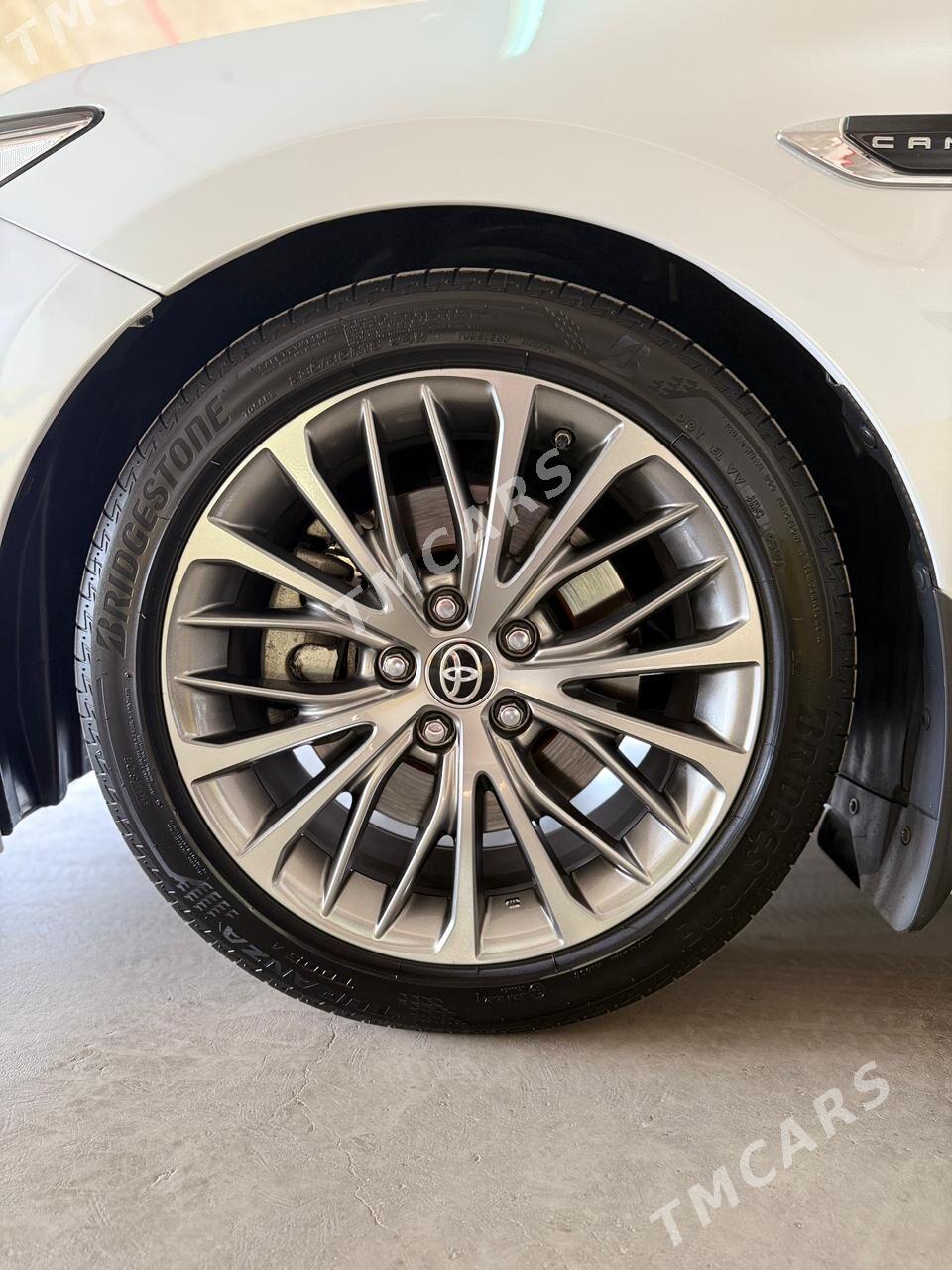 Toyota Camry 2021 - 560 000 TMT - Aşgabat - img 10
