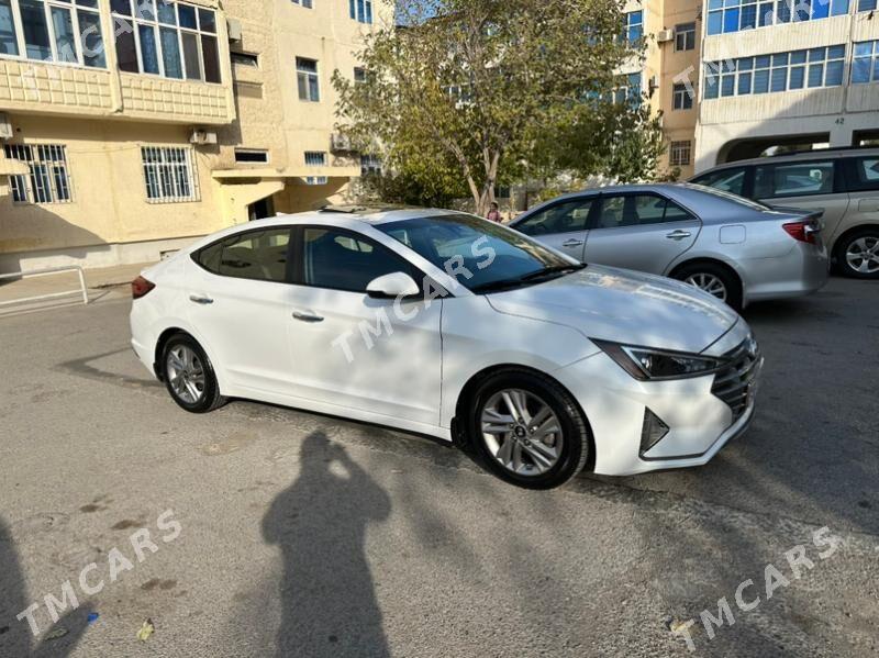 Hyundai Elantra 2020 - 212 000 TMT - Parahat 1 - img 8