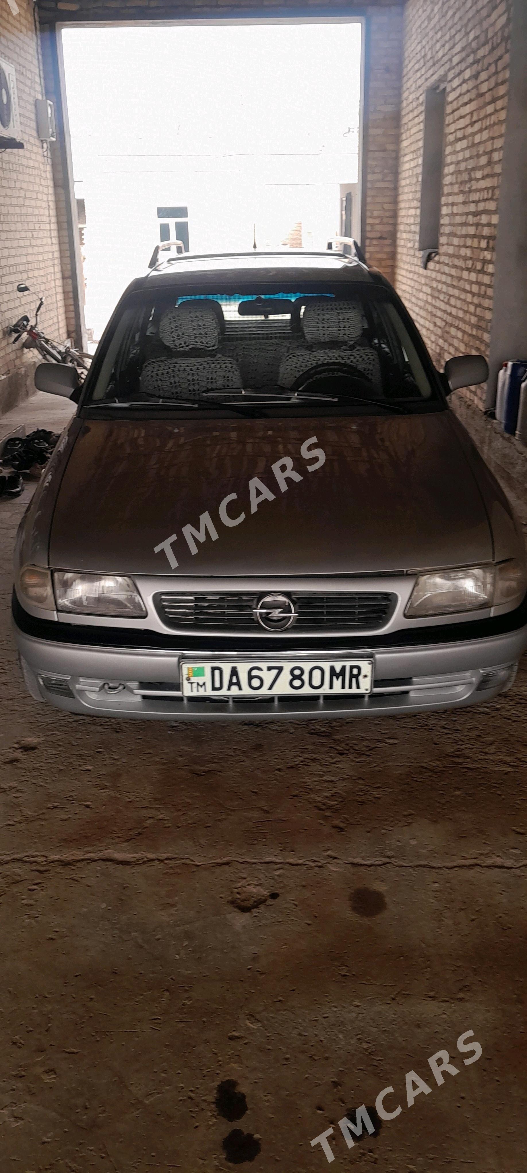Opel Astra 1996 - 55 000 TMT - Байрамали - img 1