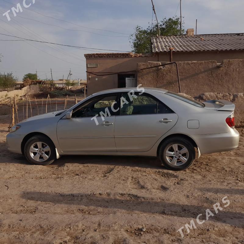 Toyota Camry 2002 - 142 000 TMT - Köneürgenç - img 5