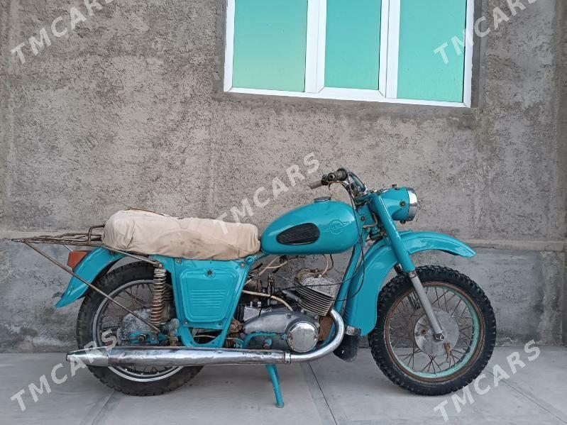 Iž Ýupiter 1980 - 6 000 TMT - Magdanly - img 4
