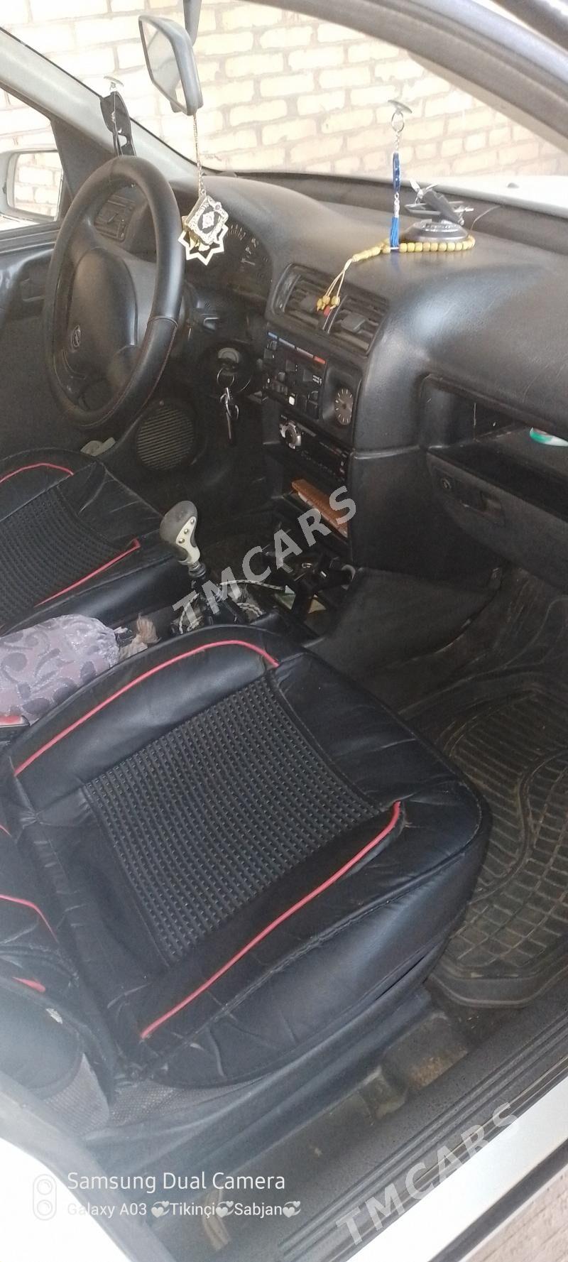 Opel Vectra 1990 - 35 000 TMT - Байрамали - img 3