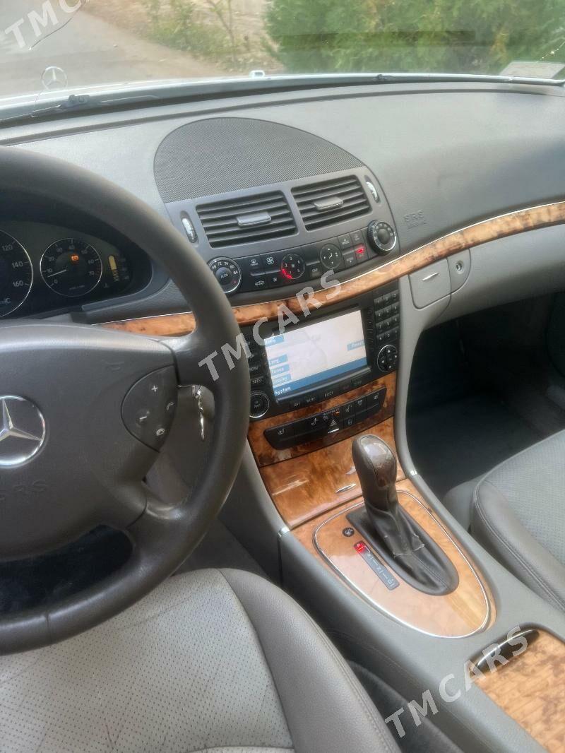 Mercedes-Benz E350 2005 - 170 000 TMT - 1 мкр - img 3