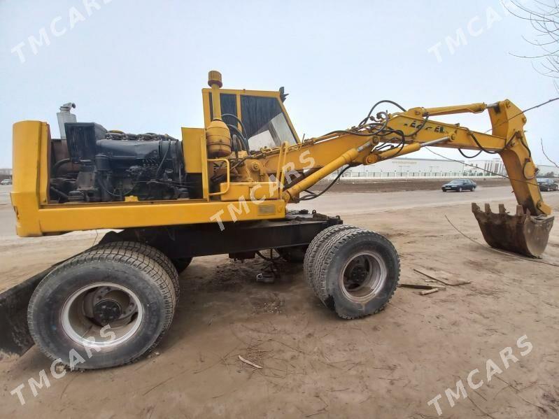 JCB ICX 1986 - 300 000 TMT - Кёнеургенч - img 1