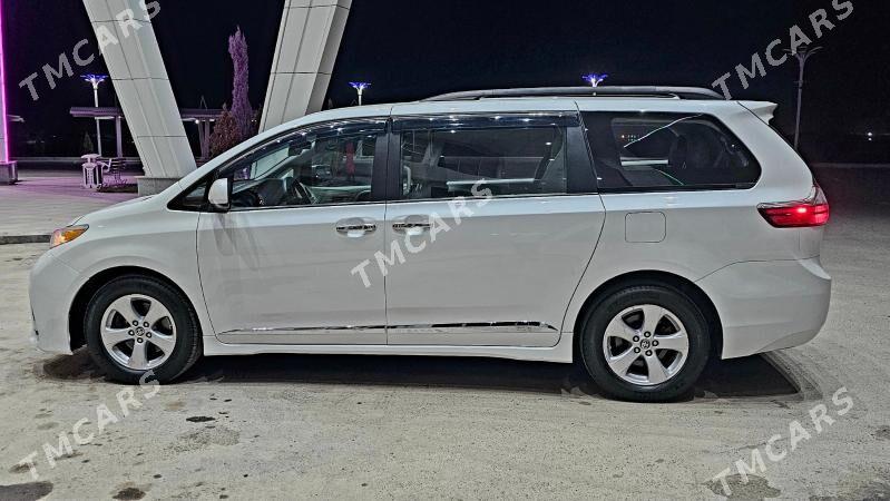 Toyota Sienna 2020 - 360 000 TMT - Türkmenabat - img 2