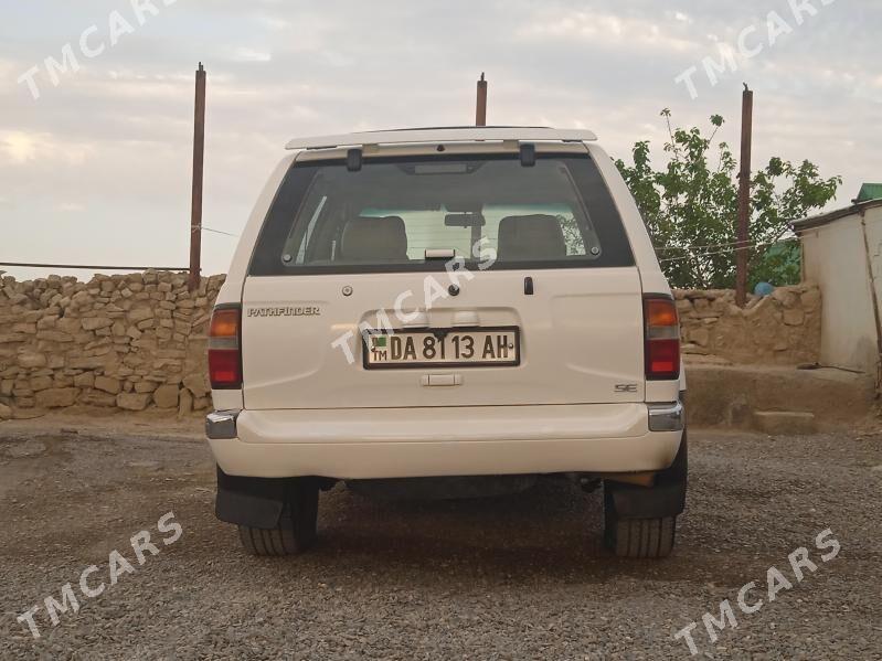 Nissan Pathfinder 1998 - 80 000 TMT - Bäherden - img 1