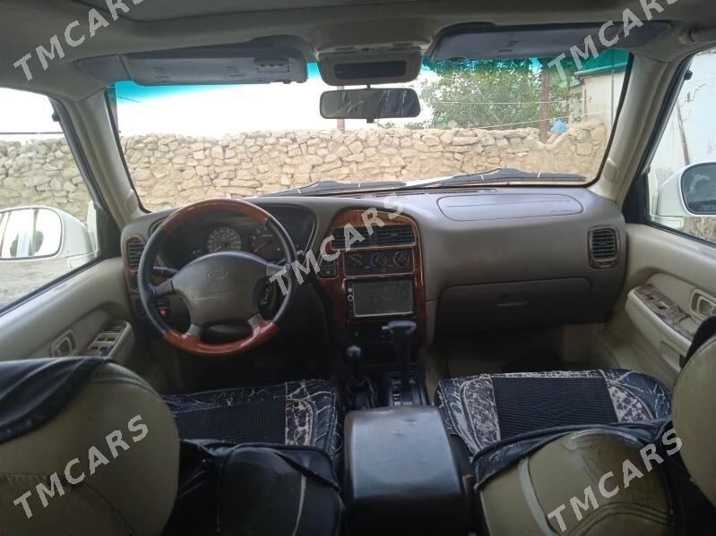Nissan Pathfinder 1998 - 80 000 TMT - Bäherden - img 3