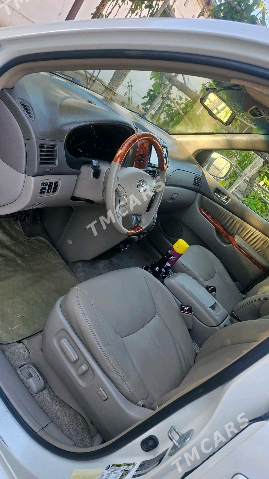 Toyota Sienna 2008 - 270 000 TMT - Daşoguz - img 4
