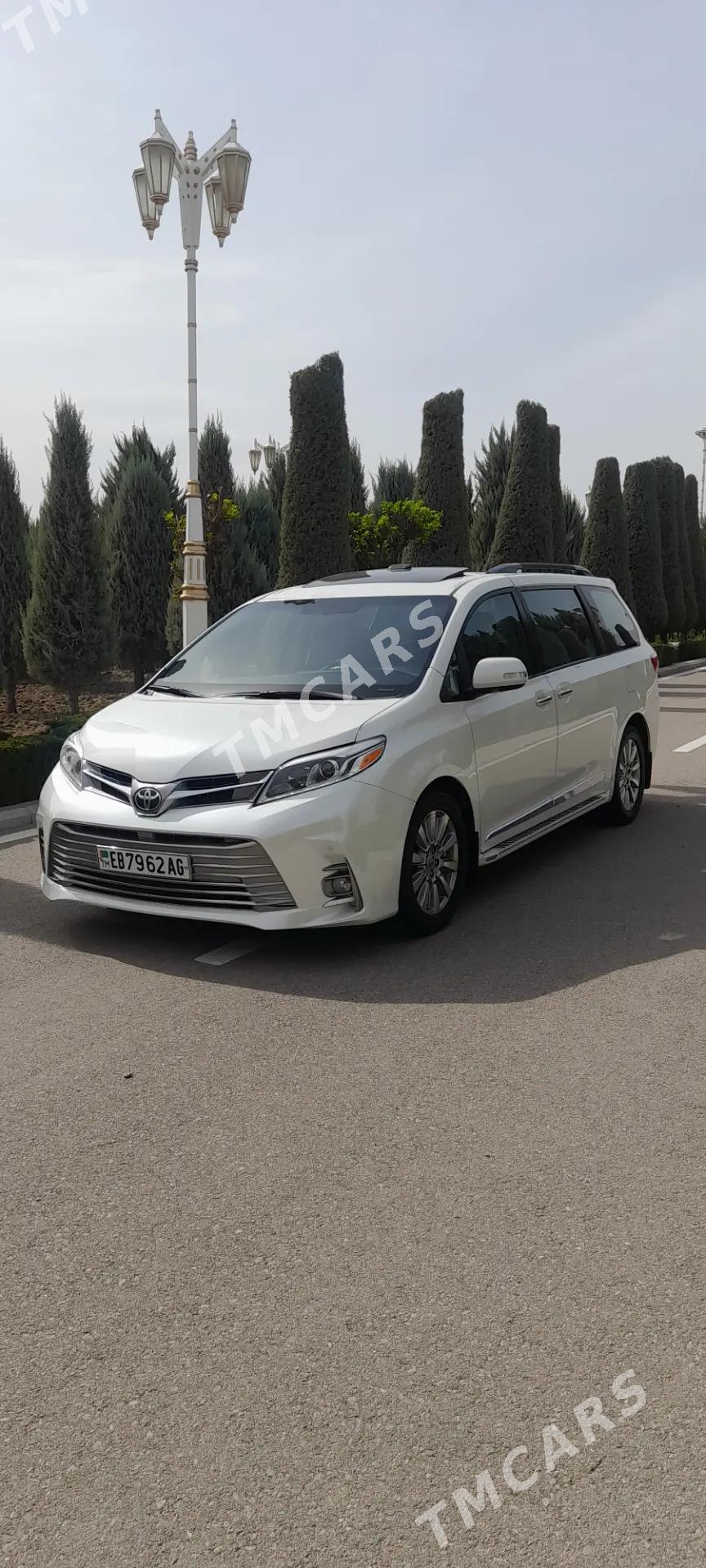 Toyota Sienna 2017 - 480 000 TMT - Ялкым - img 9