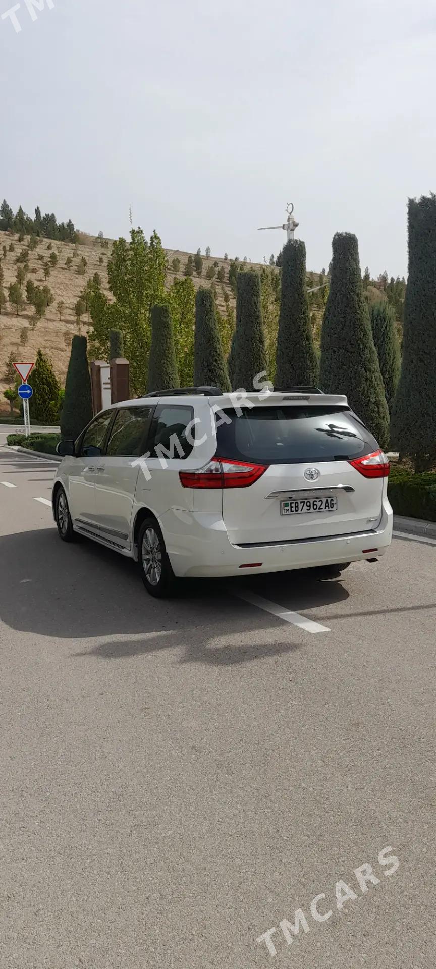 Toyota Sienna 2017 - 480 000 TMT - Ялкым - img 10