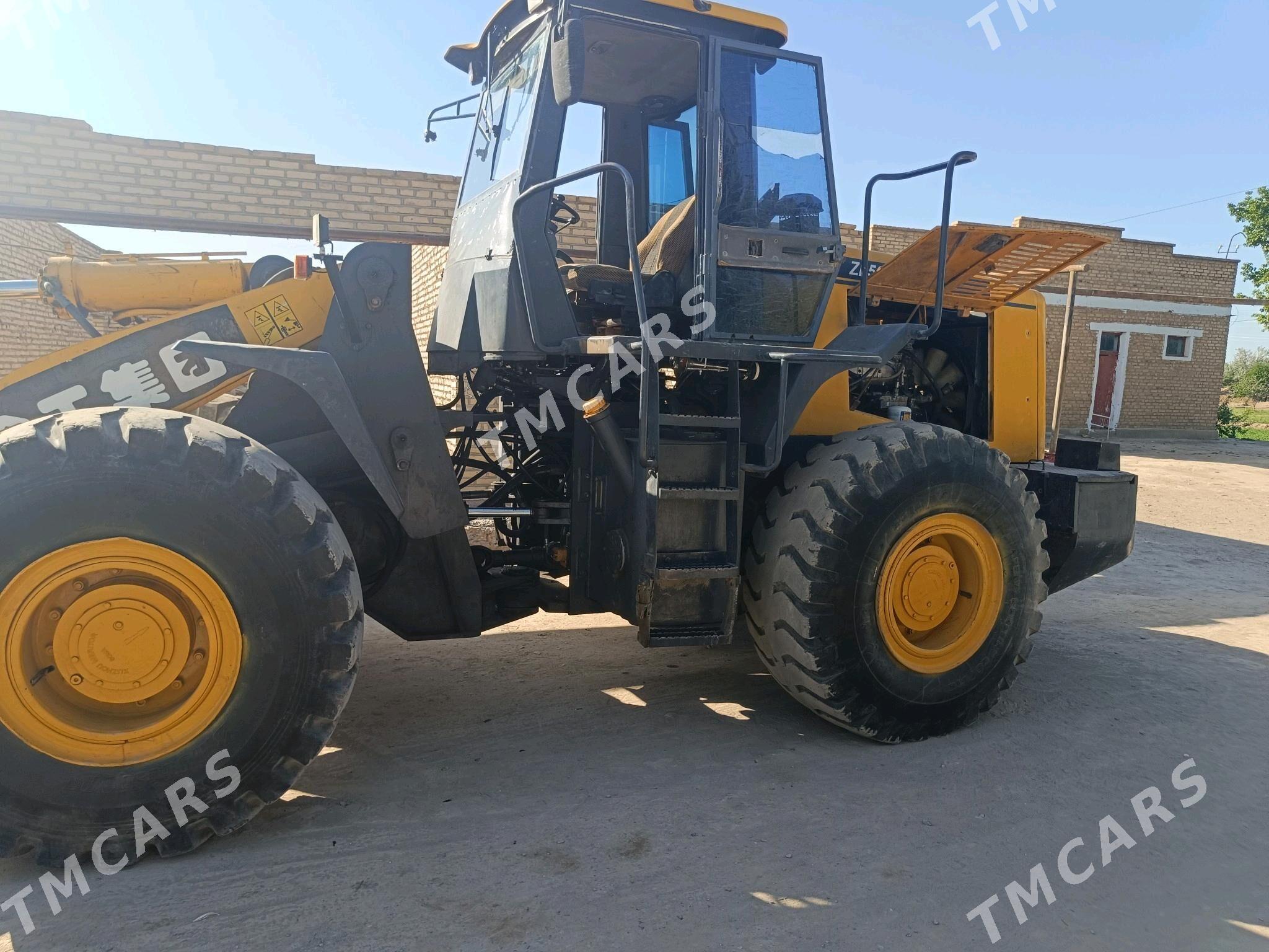 XCMG ZL50 2011 - 460 000 TMT - Гарабекевюл - img 4