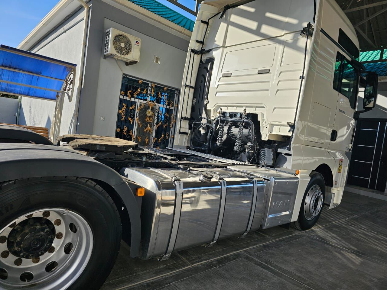 Man TGX 2020 - 940 000 TMT - Балканабат - img 3
