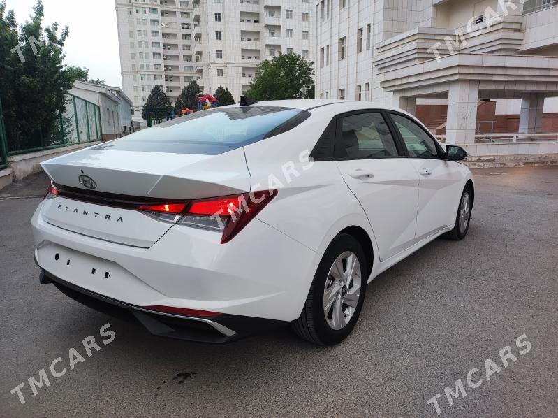 Hyundai Elantra 2021 - 238 000 TMT - ул. Подвойского (Битарап Туркменистан шаёлы) - img 2