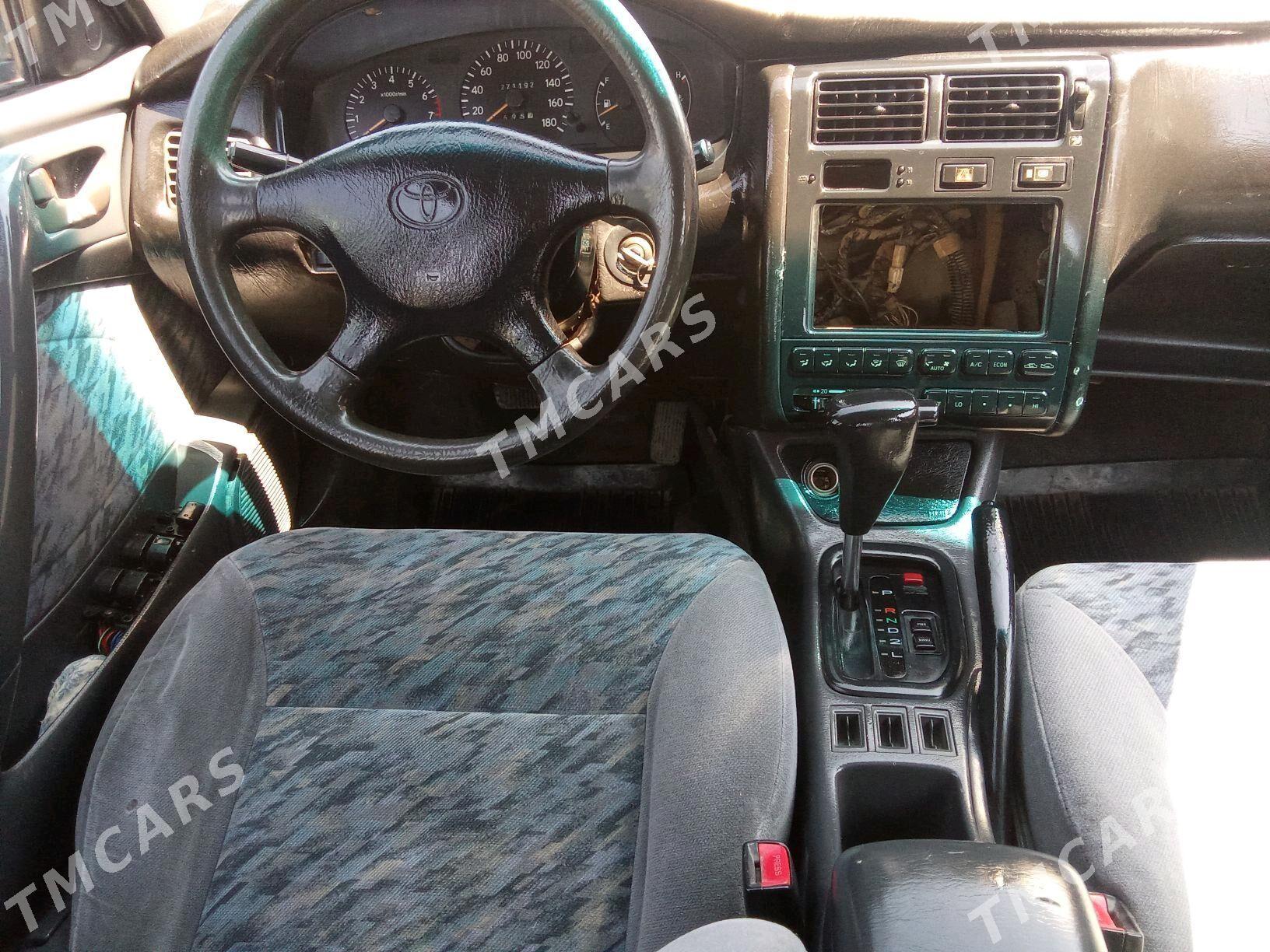 Toyota Corona 1995 - 44 000 TMT - Halaç - img 4