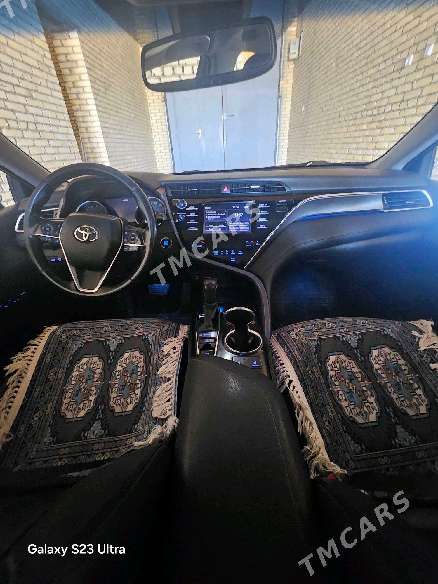 Toyota Camry 2018 - 300 000 TMT - Türkmenabat - img 3