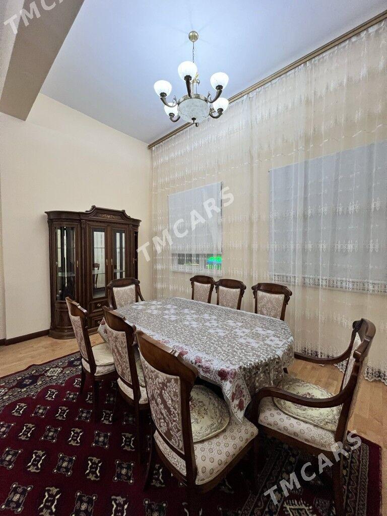 Подвойская, 4-ком. элитка - Podwoýski köç. (Bitarap Türkmenistan şaýoly) - img 2