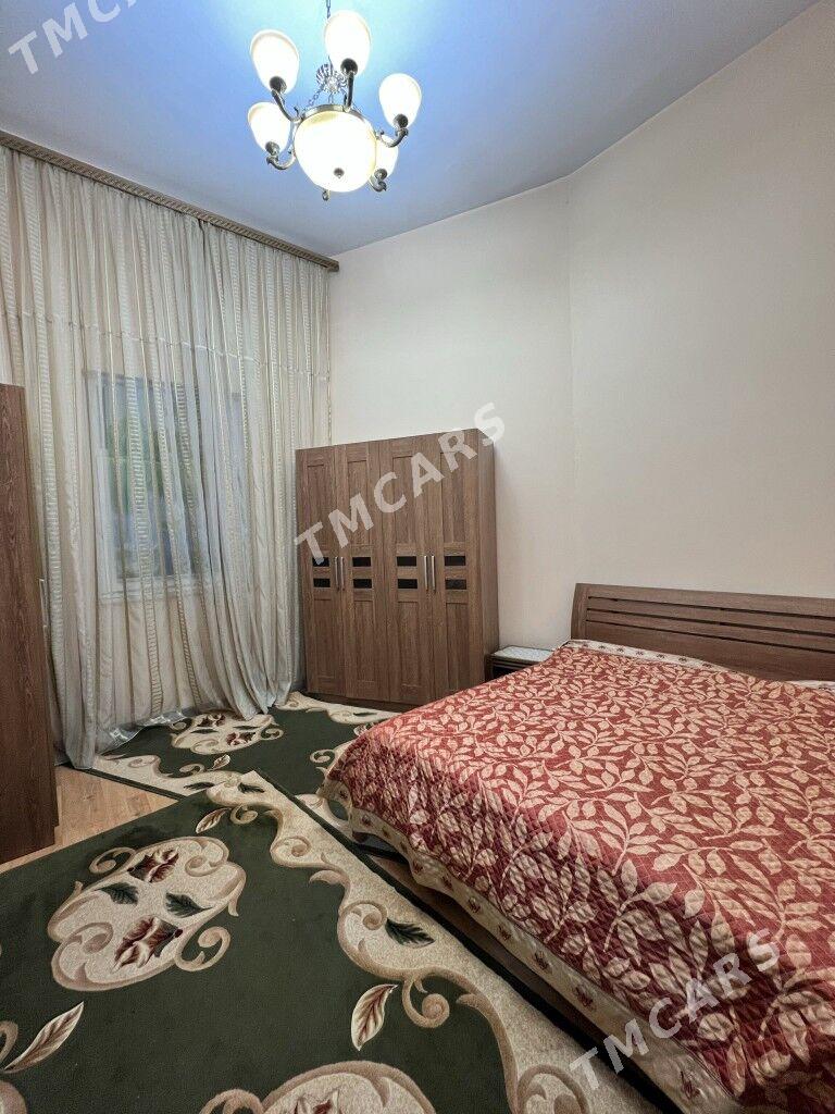 Подвойская, 4-ком. элитка - Podwoýski köç. (Bitarap Türkmenistan şaýoly) - img 4