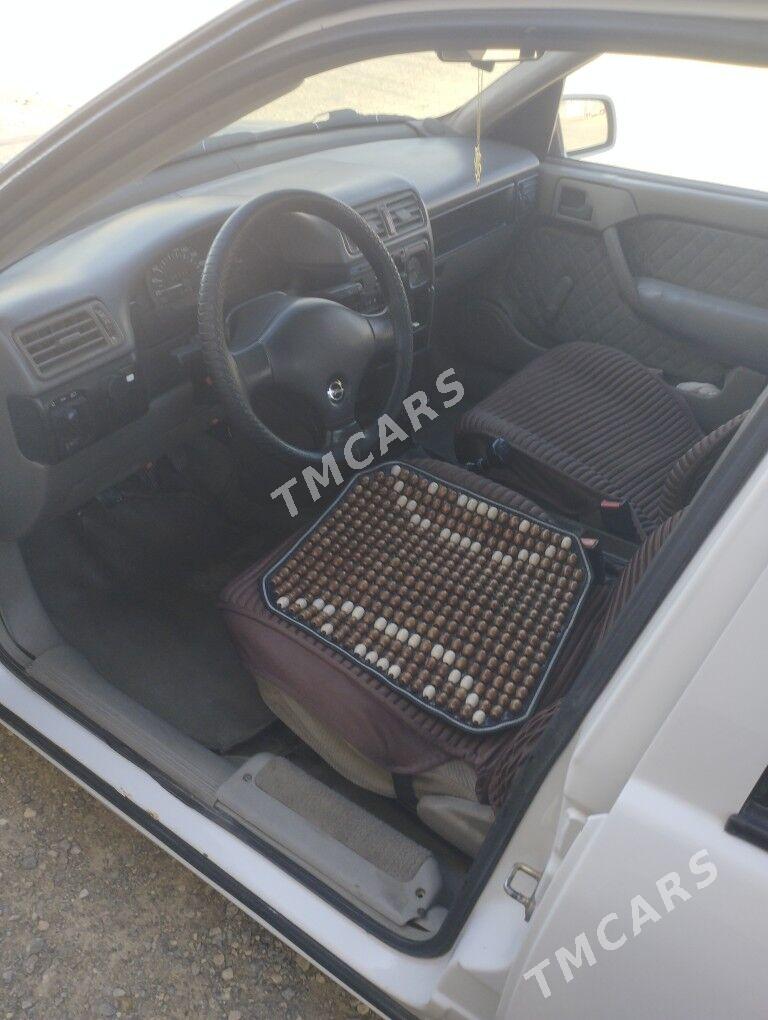 Opel Vectra 1991 - 45 000 TMT - Gyzylarbat - img 3