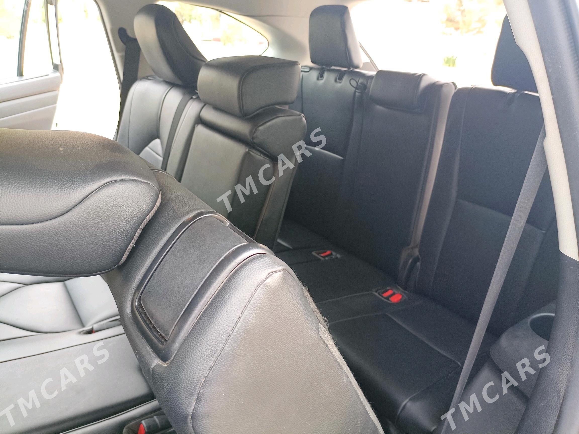Toyota Highlander 2021 - 660 000 TMT - Türkmenabat - img 7