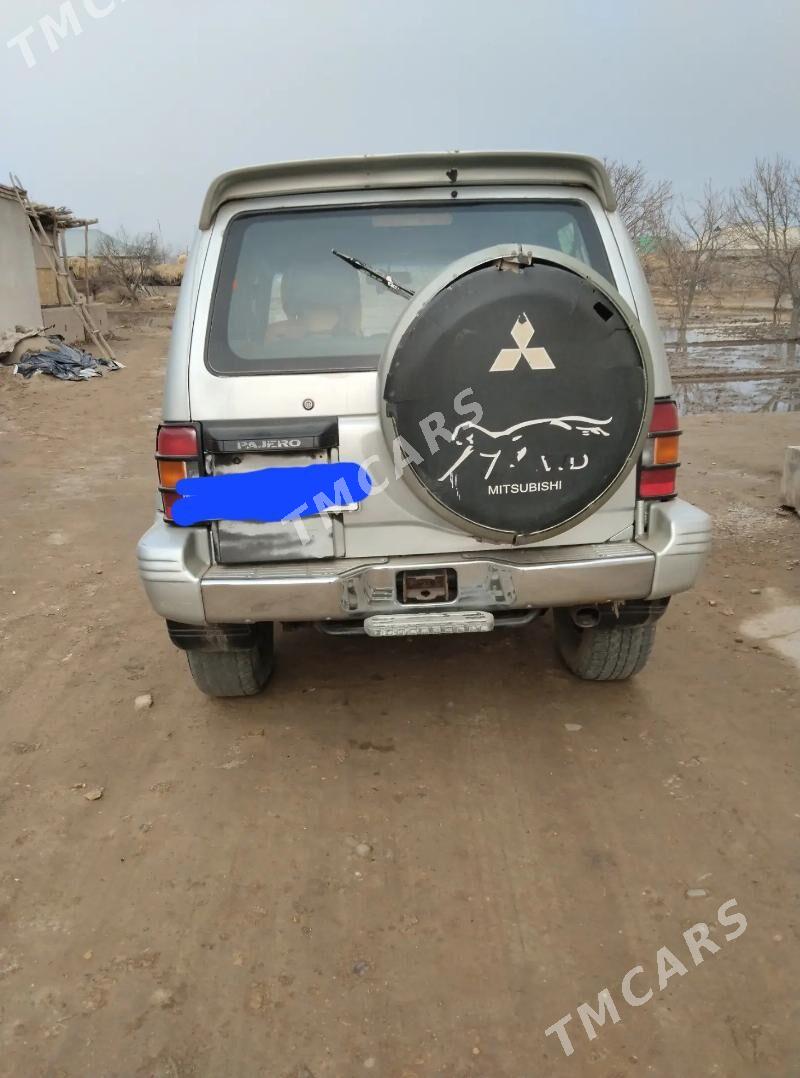 Mitsubishi Pajero 1995 - 60 000 TMT - Gurbansoltan Eje - img 6
