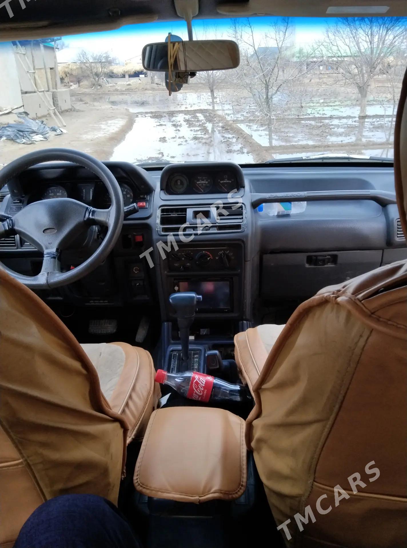 Mitsubishi Pajero 1995 - 60 000 TMT - Gurbansoltan Eje - img 3