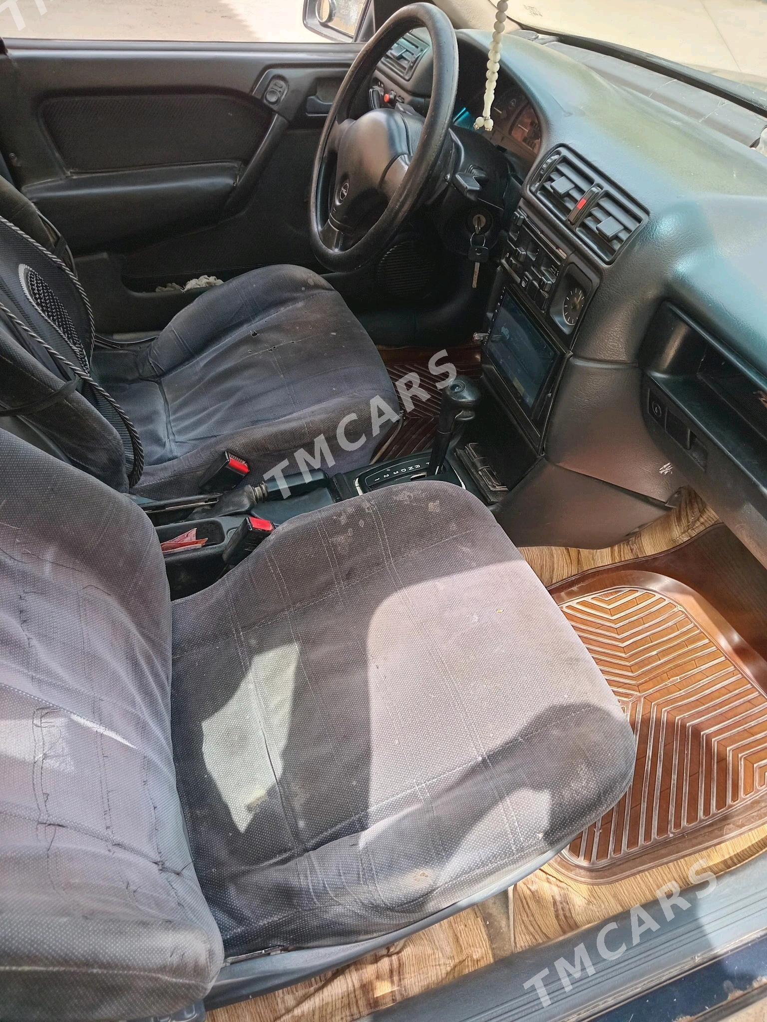 Opel Vectra 1990 - 30 000 TMT - Мары - img 3