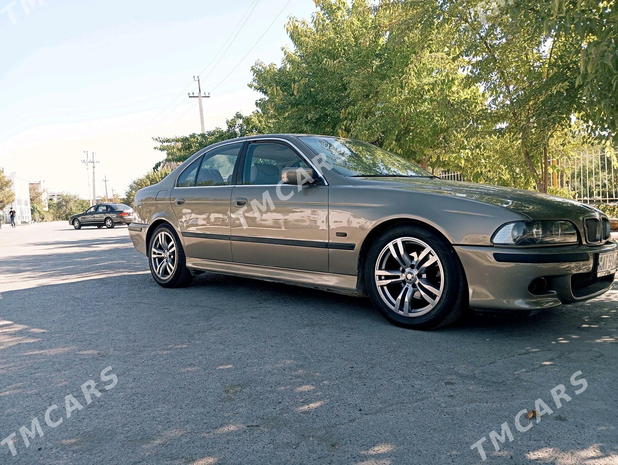 BMW 528 2000 - 105 000 TMT - Туркменабат - img 4