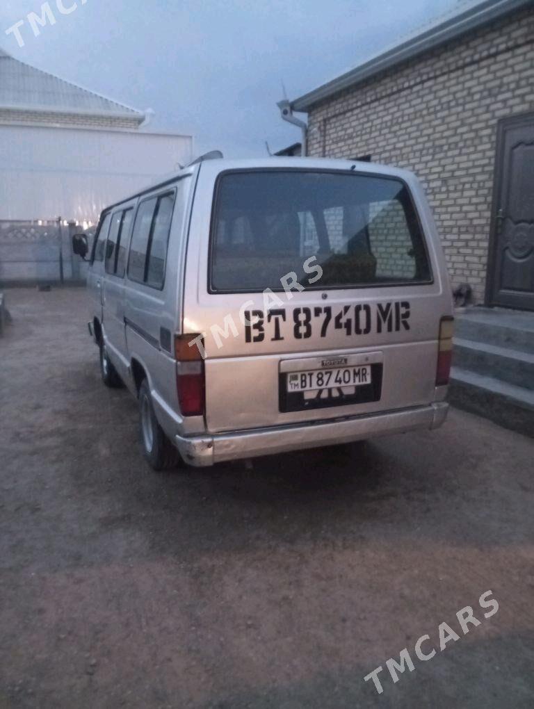 Toyota Hiace 1990 - 35 000 TMT - Mary - img 2