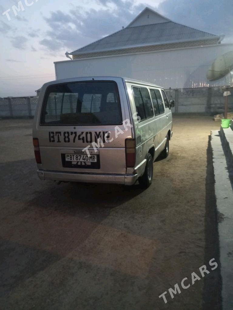 Toyota Hiace 1990 - 35 000 TMT - Mary - img 5