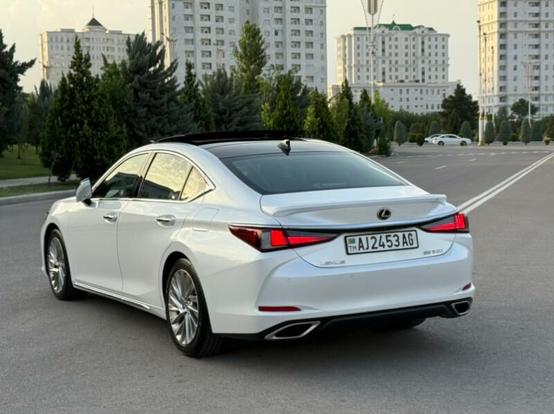 Lexus ES 350 2019 - 675 000 TMT - 16-njy tapgyr - img 6