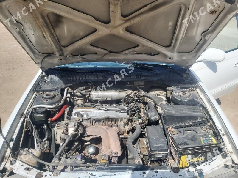 Toyota Carina 1995 - 50 000 TMT - Kerki - img 3