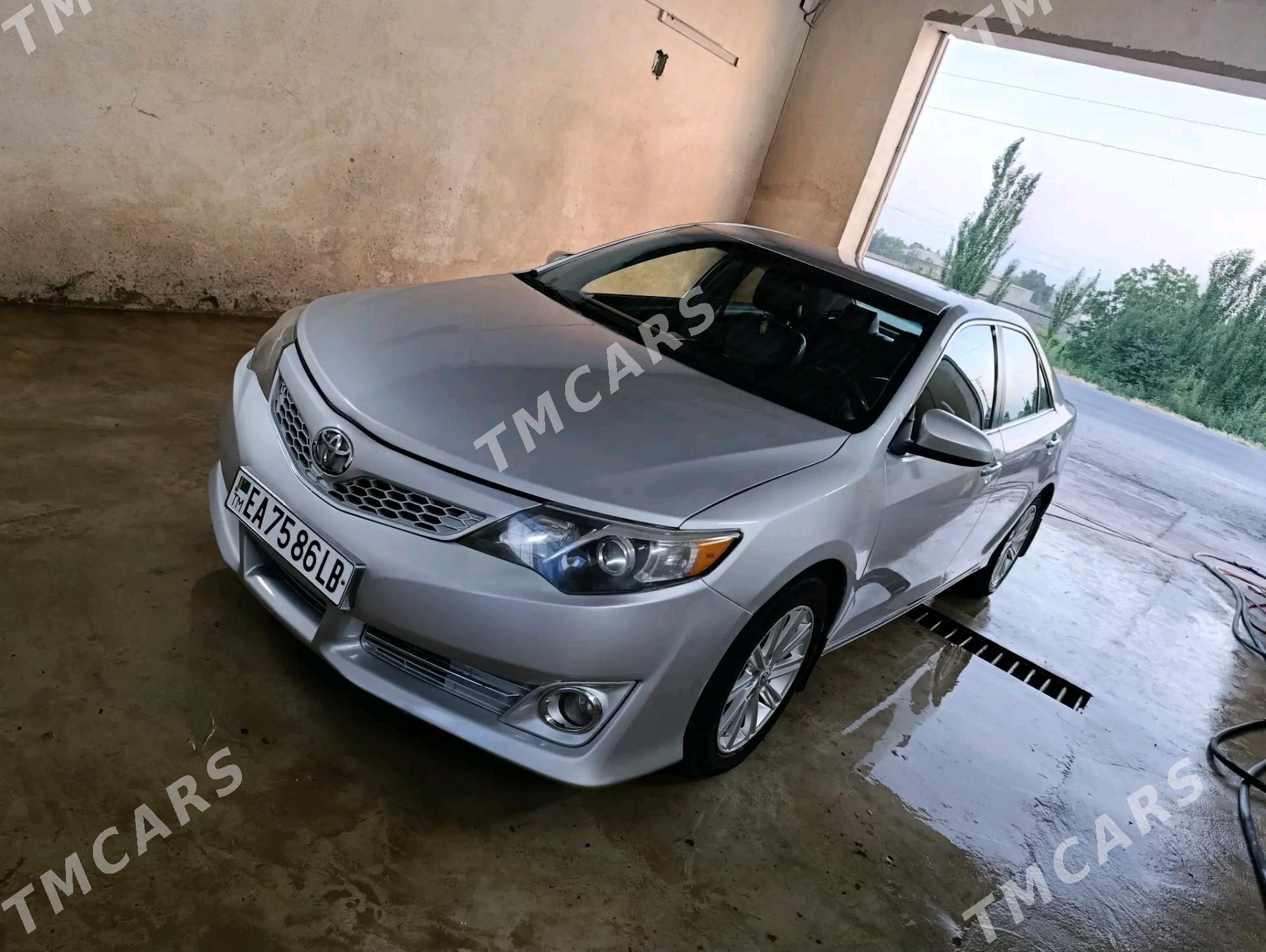 Toyota Camry 2012 - 240 000 TMT - Достлук - img 7