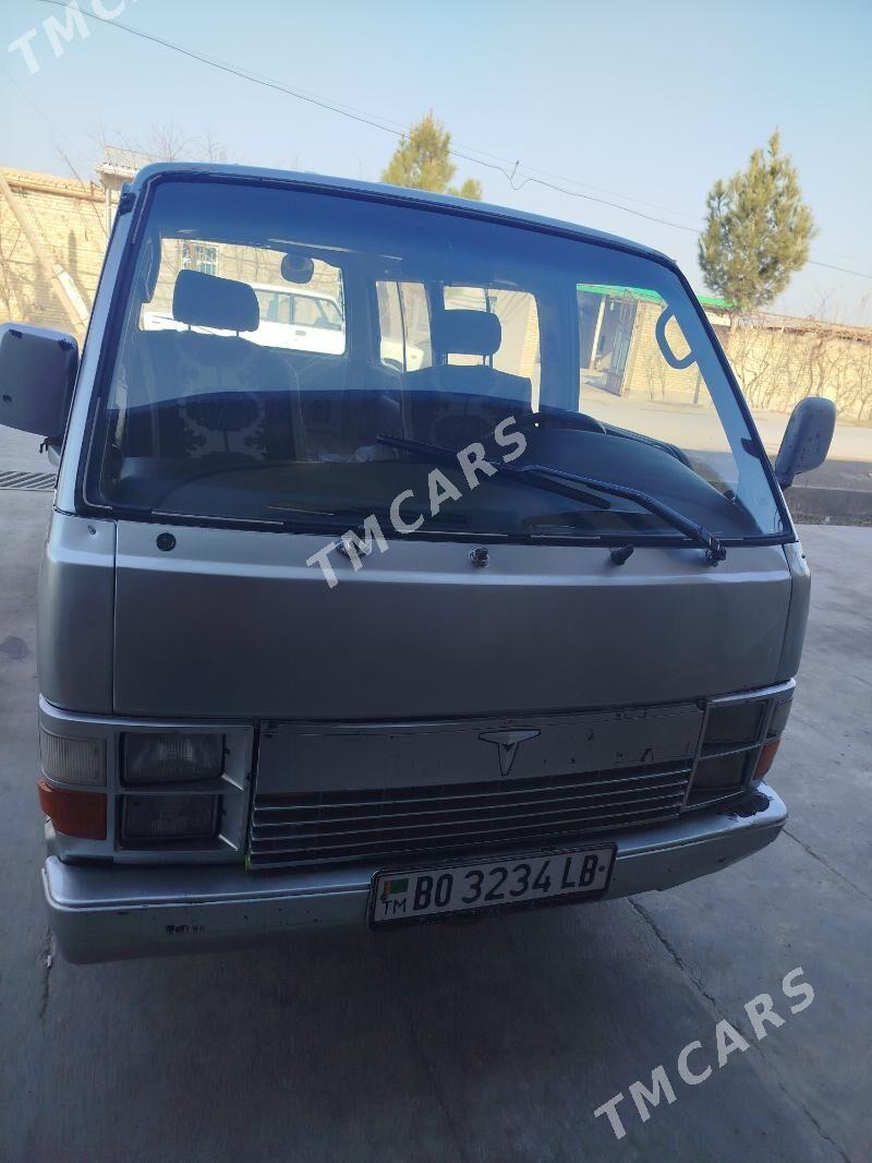 Toyota Hiace 1988 - 47 000 TMT - Чарджоу - img 5
