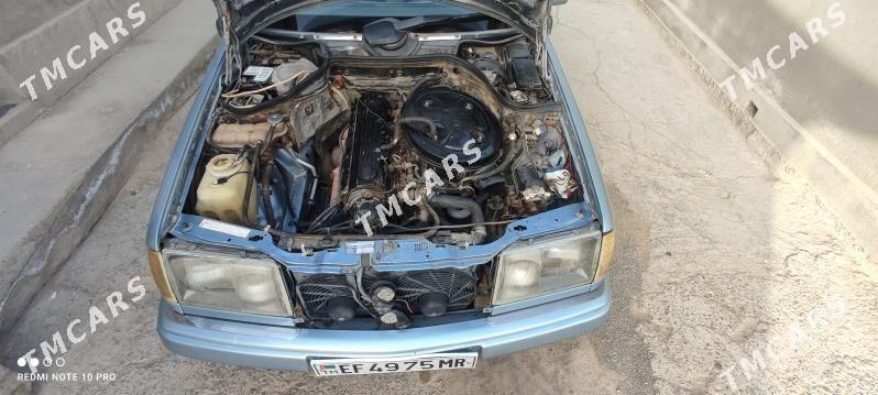 Mercedes-Benz 230E 1992 - 39 000 TMT - Mary - img 3